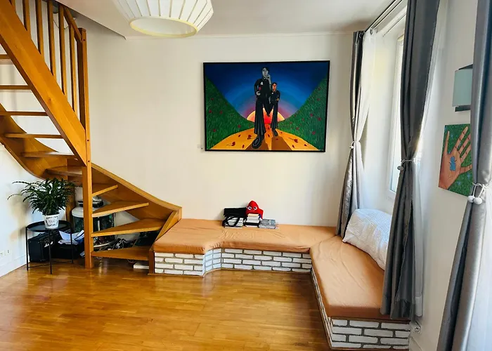 Artist Cozy Rooms
